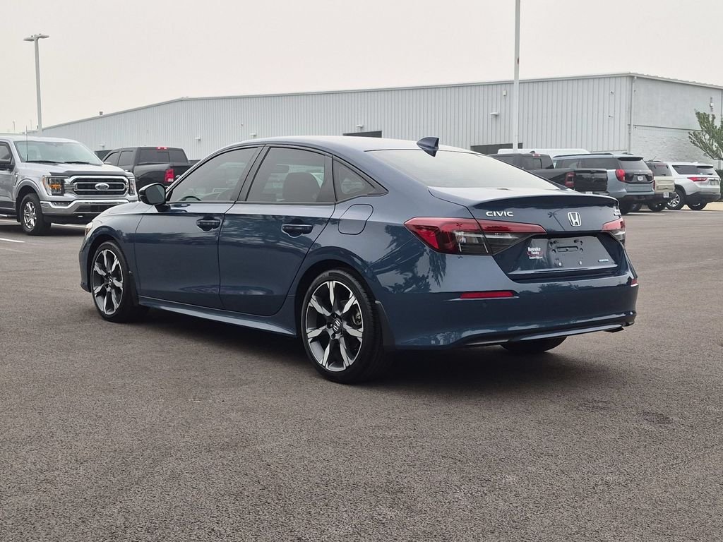 Used 2025  Honda Sport image 8