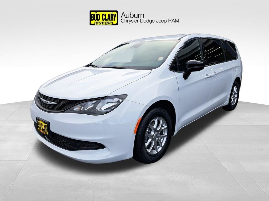 2026 Chrysler Voyager LX