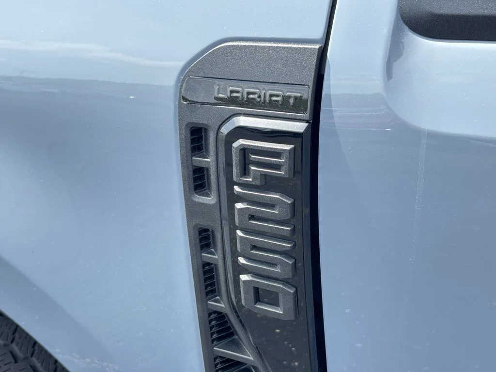 Used 2024 Gray Ford Lariat image 33