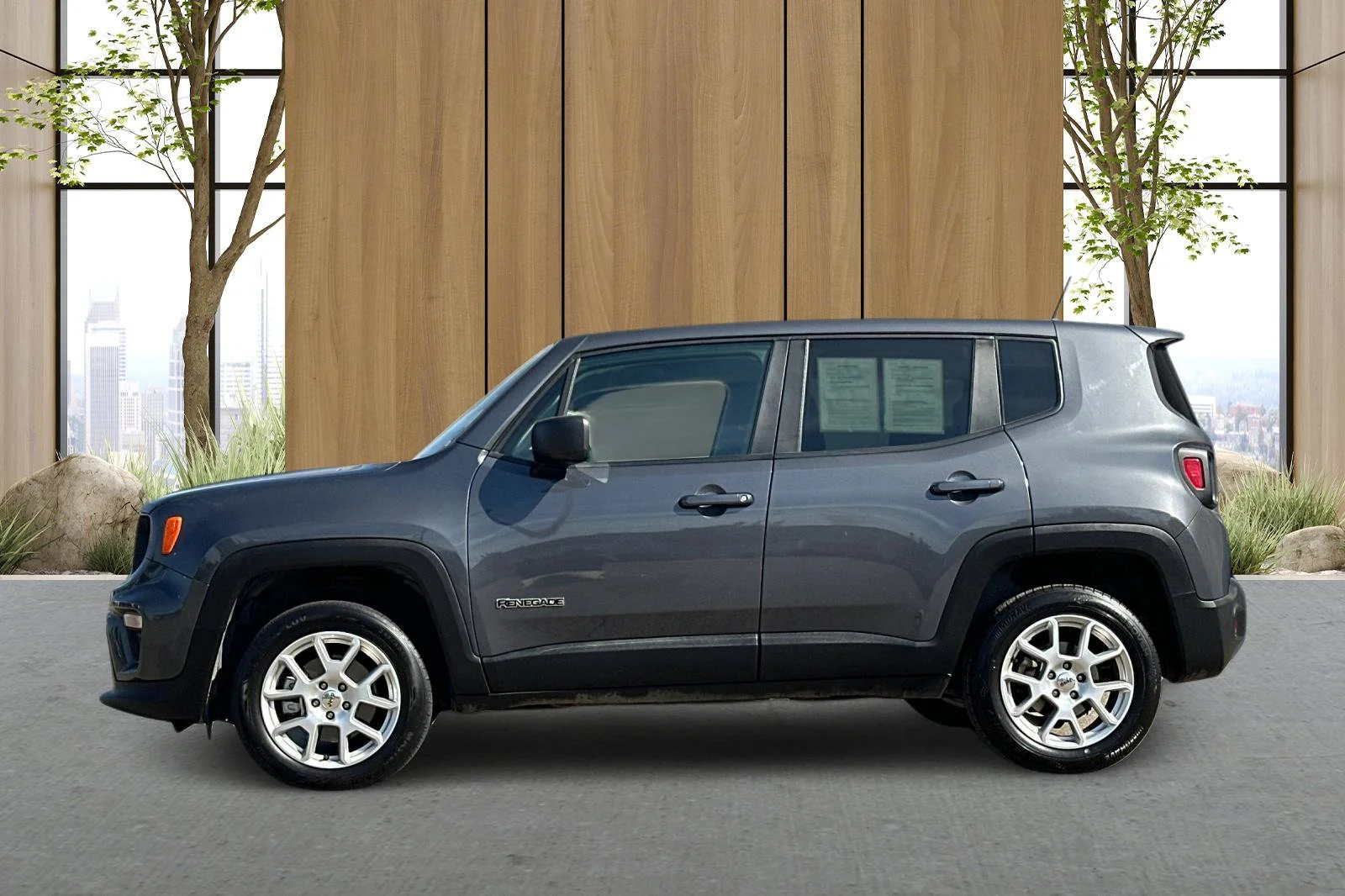 Used 2023 Gray Jeep Latitude image 7