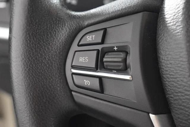 Used 2017 Silver BMW xDrive28i image 22