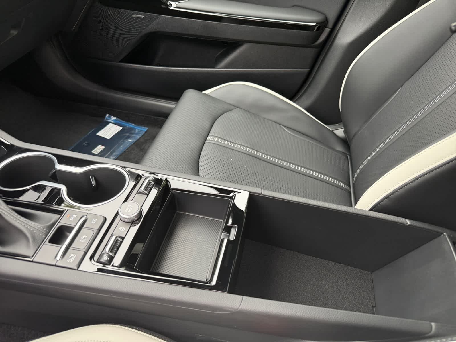 New 2026 Yacht Blue Kia GT-Line AWD image 18