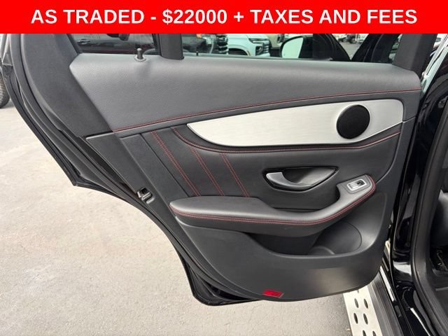 Used 2018 Black Mercedes-Benz 4MATIC® image 12