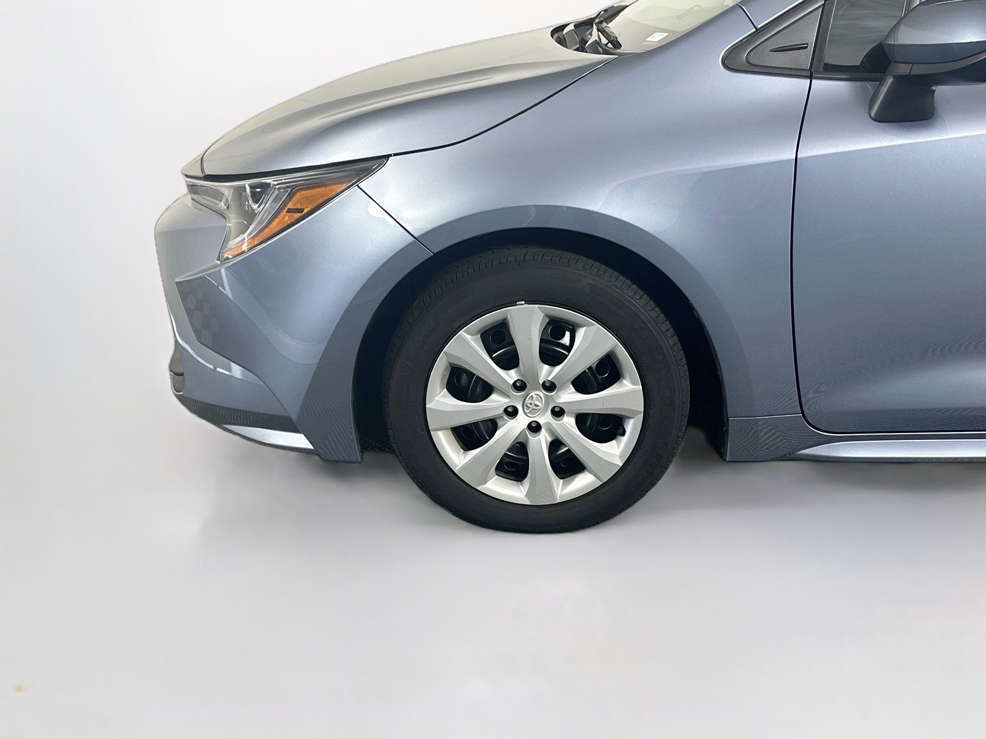Used 2024 Celestite Toyota LE image 11