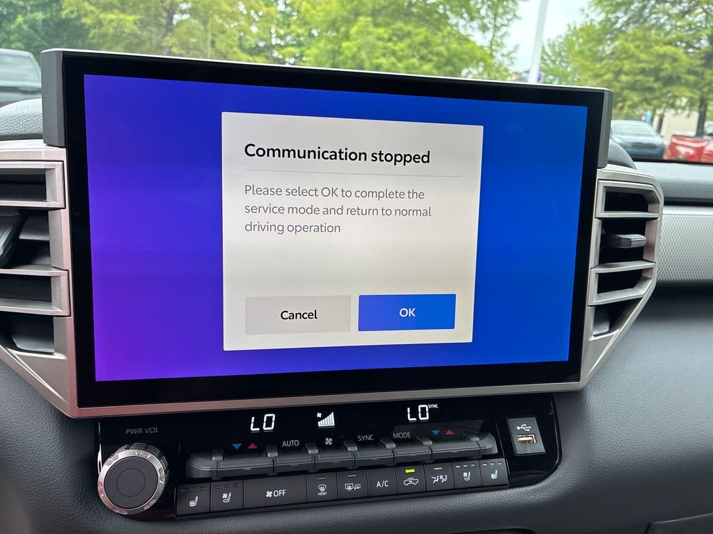 2026 Toyota Tundra Limited - Photo 24