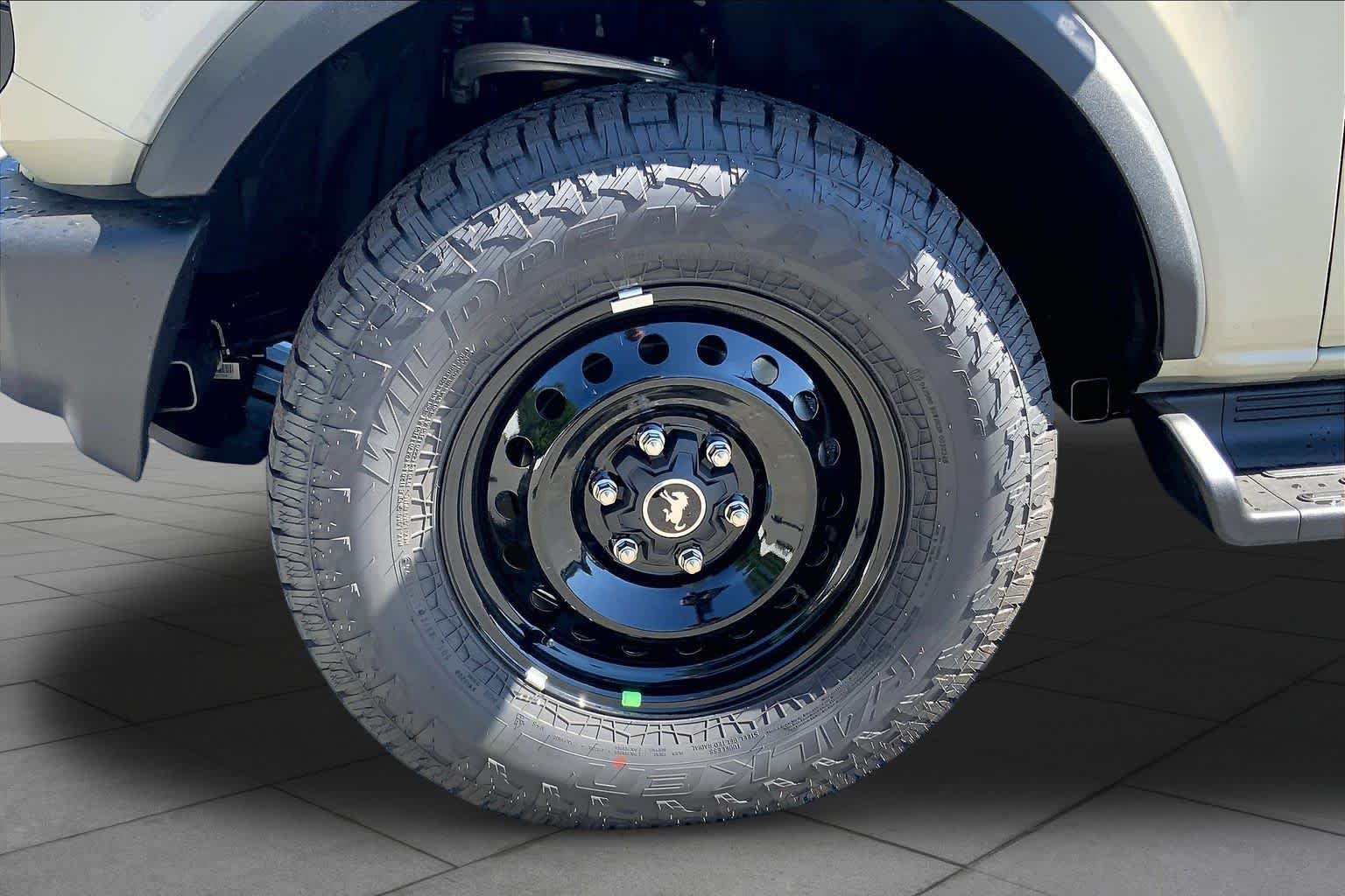 New 2026 Desert Sand Ford Big Bend image 17