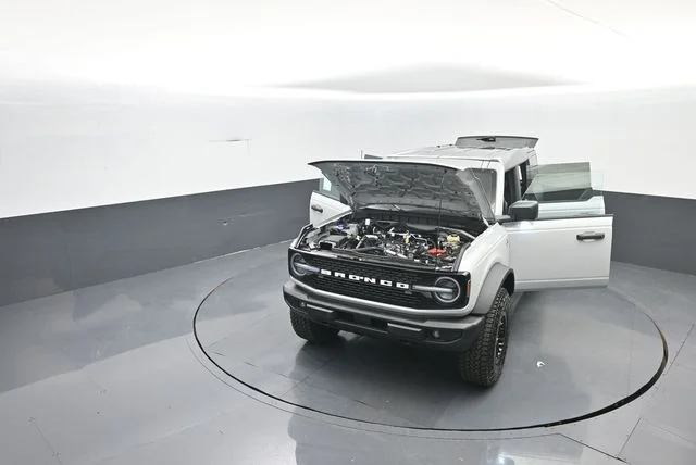 New 2026 Avalanche Gray Ford Outer Banks® image 37