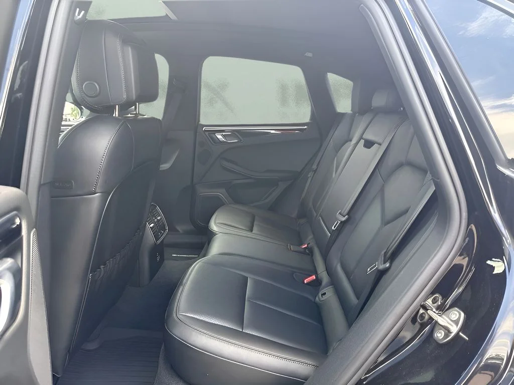 Used 2023  Porsche T image 17