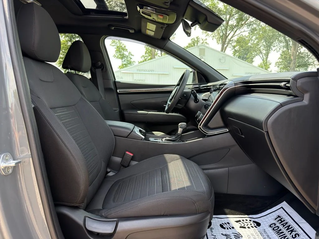 Used 2023 Gray Hyundai SEL image 34