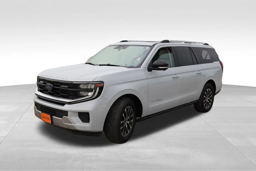 Used 2025 Silver Ford Platinum image 11