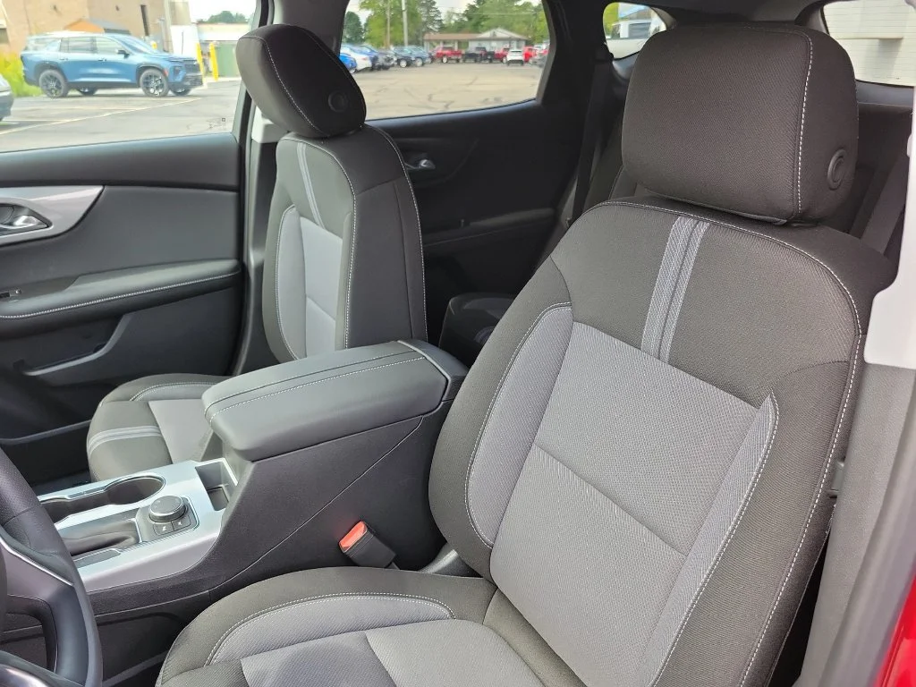 New 2026 Radiant Red Tintcoat Chevrolet 2LT image 5