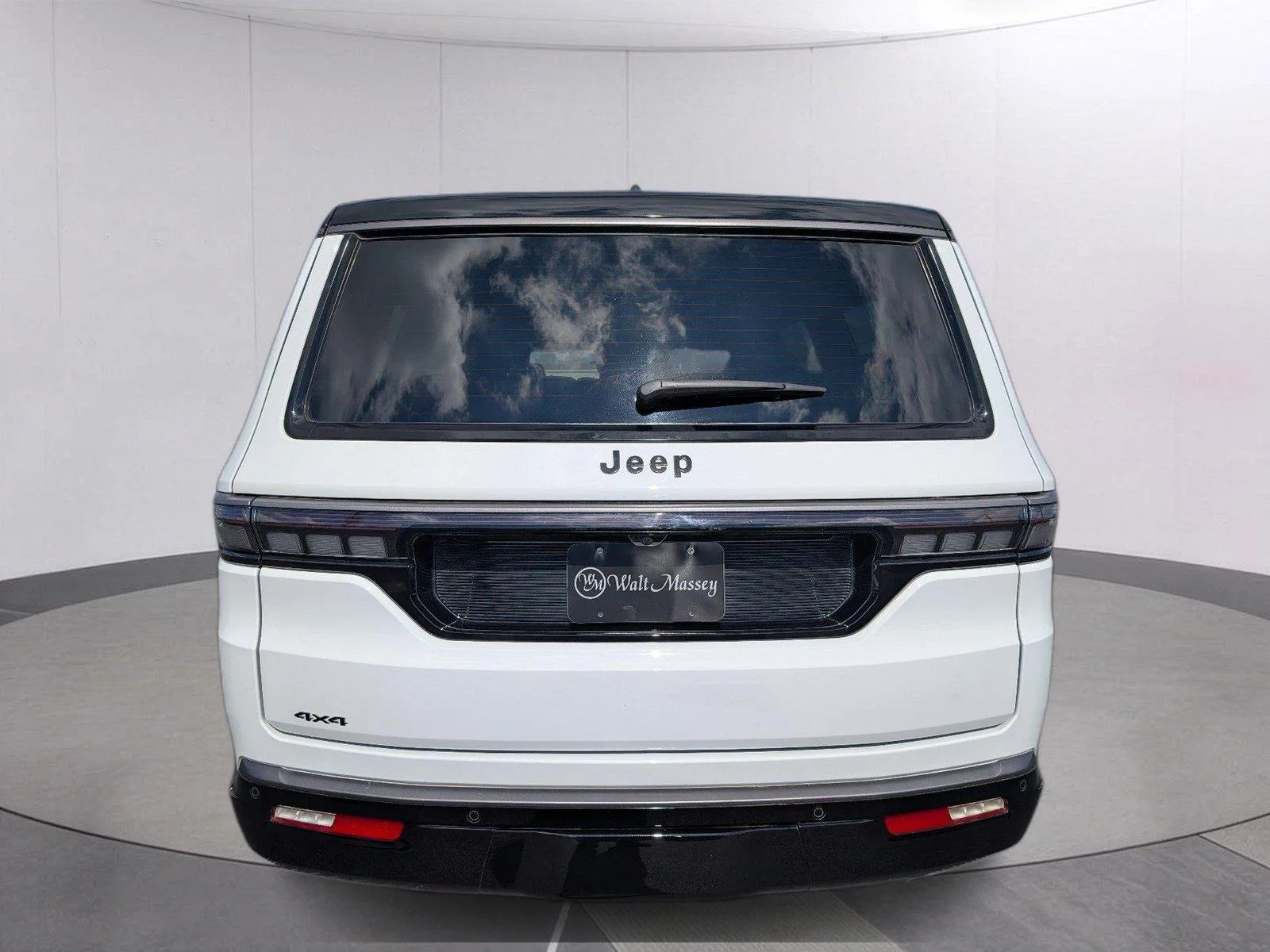 Used 2026 Bright White Clearcoat Jeep Upland image 6