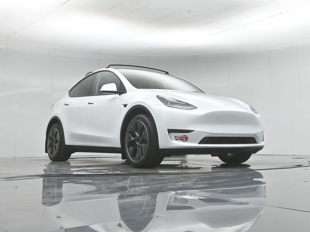 Used 2023 White Tesla Long Range image 43