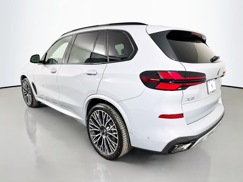 New 2026 Brooklyn Grey Metallic BMW sDrive40i image 7