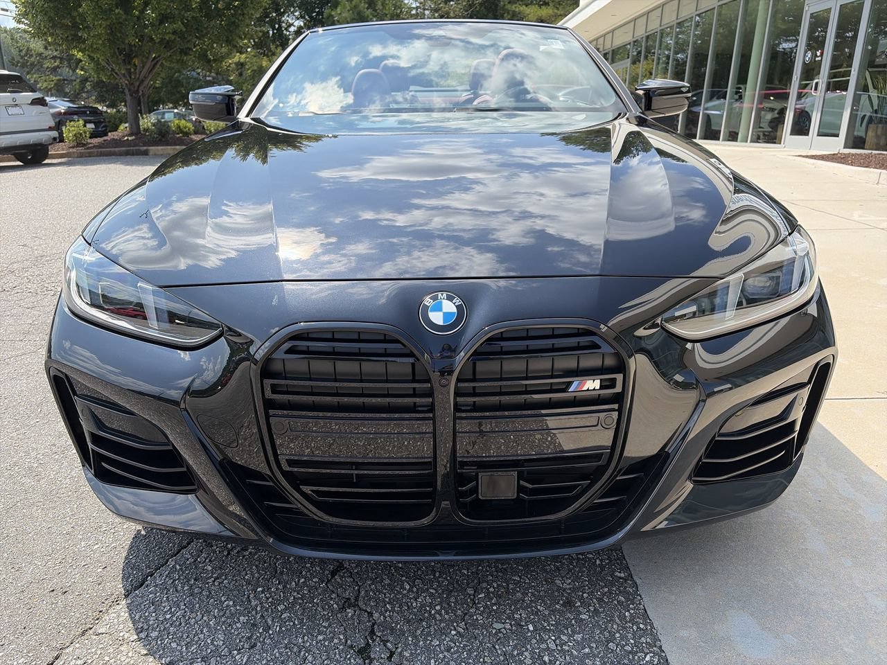 Used 2027 Black Sapphire Metallic BMW M440i image 10