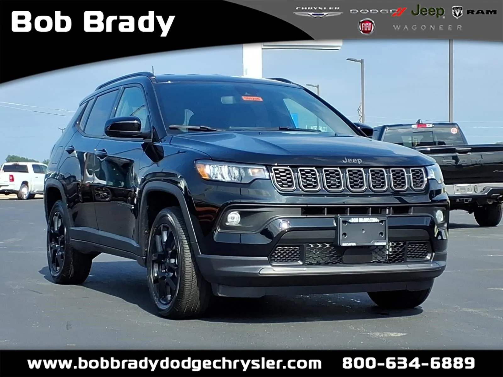 New 2026 Diamond Black Crystal Pearl Coat Jeep Latitude Altitude image 1