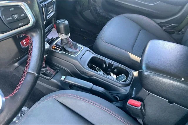Used 2021 Green Jeep Rubicon image 14