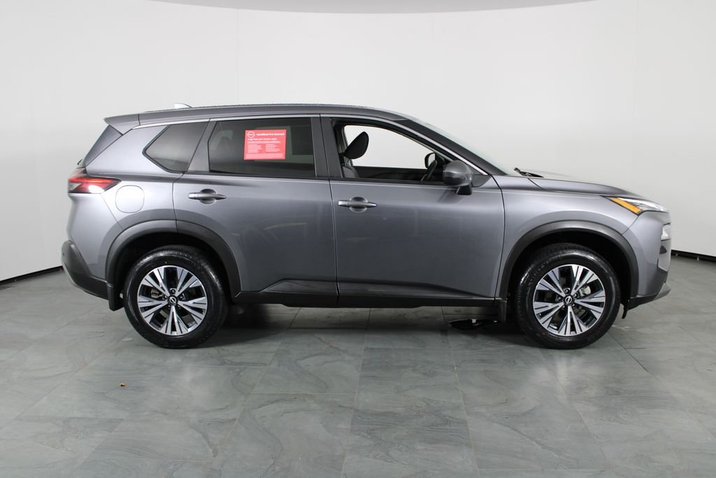 2022 Nissan Rogue SV - Photo 14