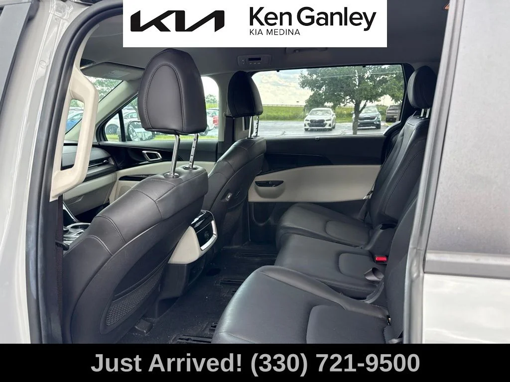 Certified Used 2024 White Kia EX image 10