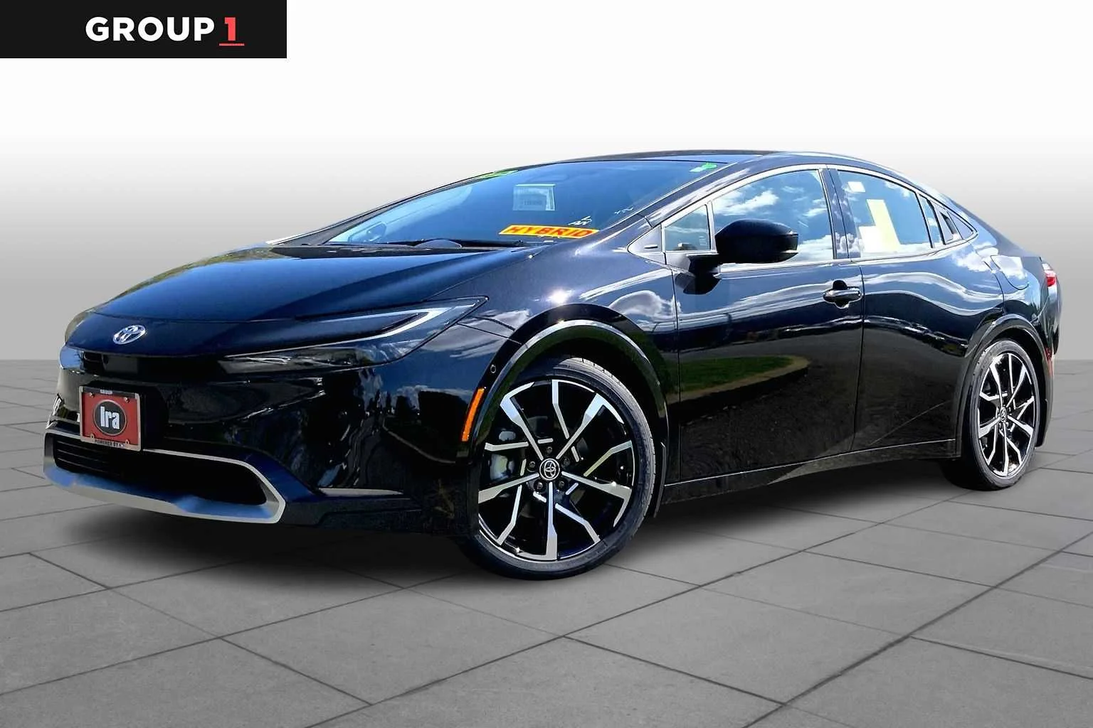 2026 Toyota Prius XSE Premium's photo