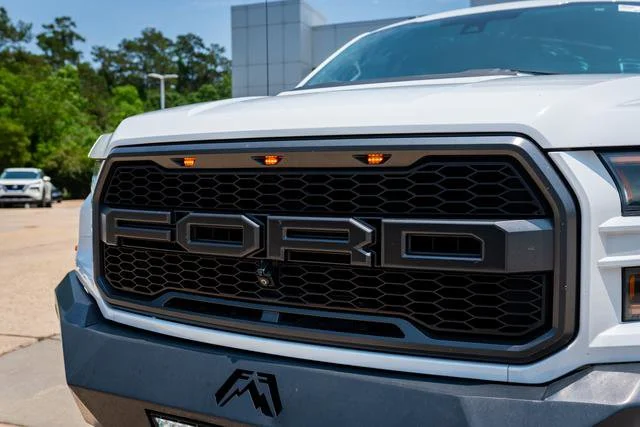 Used 2017 Oxford White Ford Raptor image 15