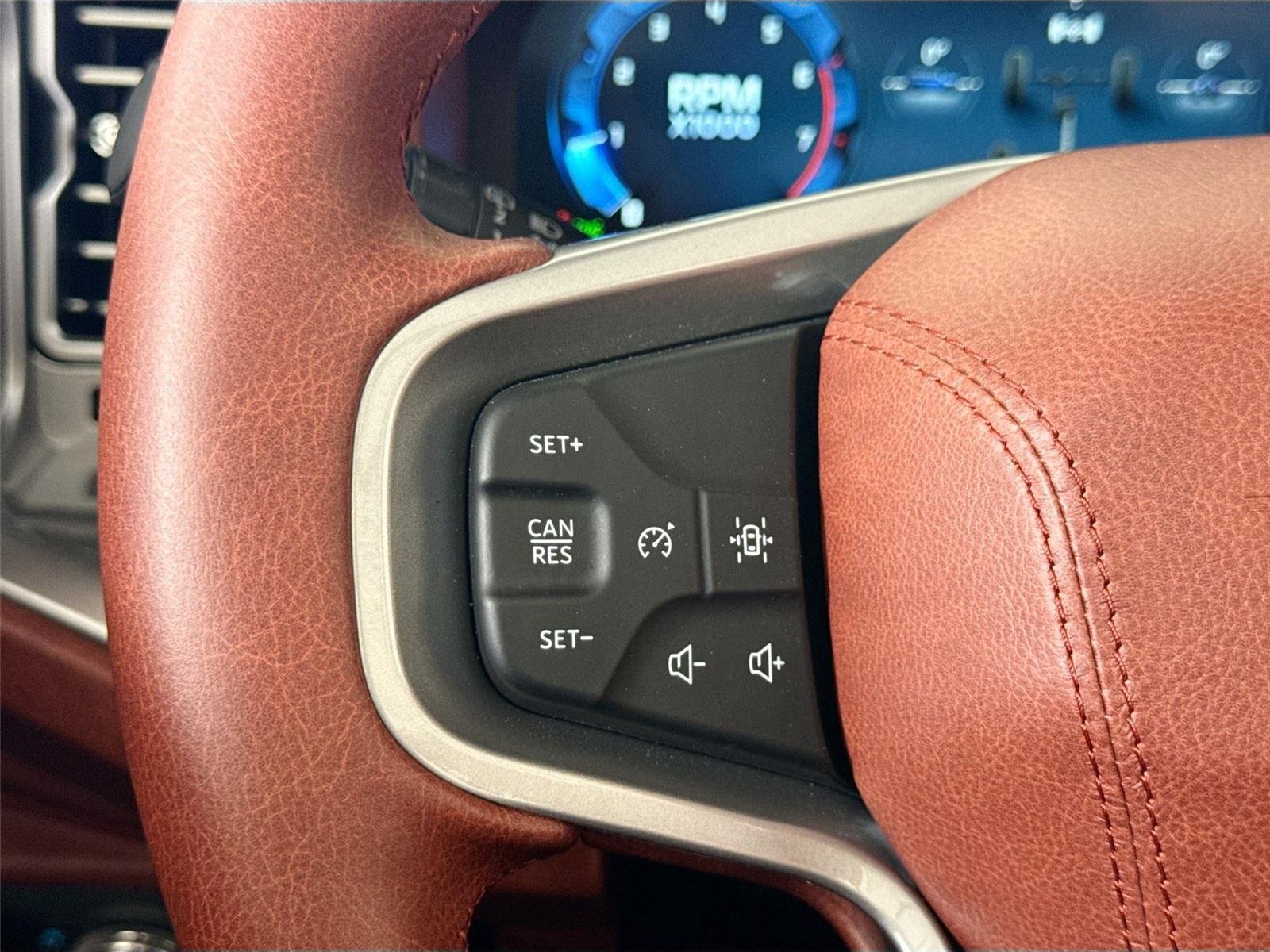 Used 2025 GT Silver Vintage Modern Twin-Turbo w/ Full Bespoke Interior image 26