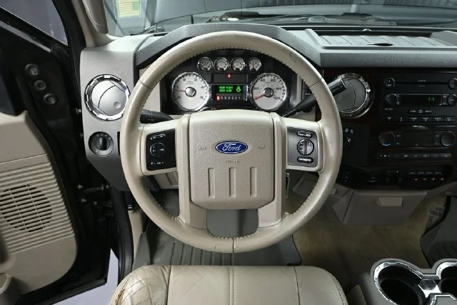 Used 2008 Black Ford Lariat image 20