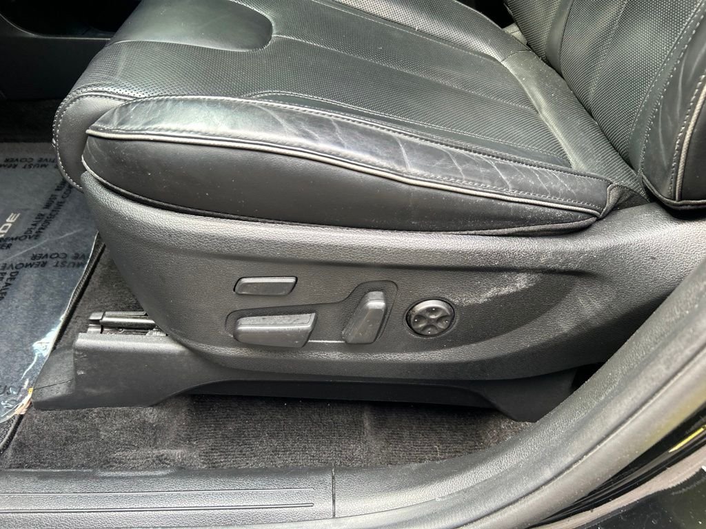Used 2021 Black Hyundai Calligraphy image 15