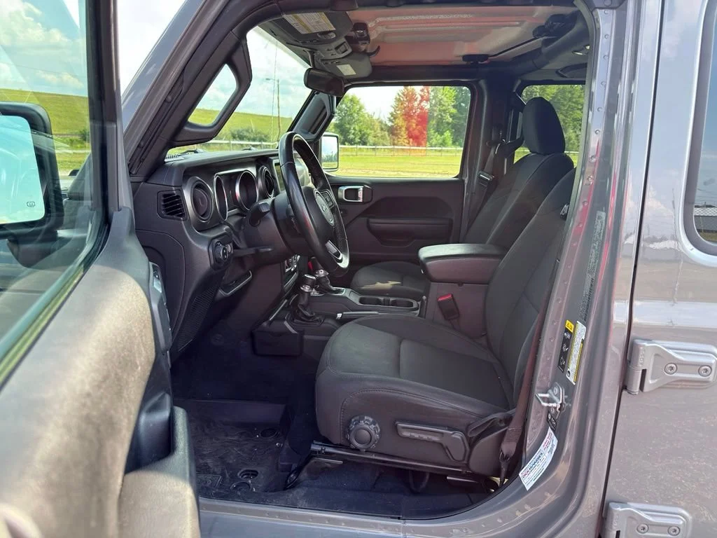 Used 2022 Gray Jeep Willys image 2