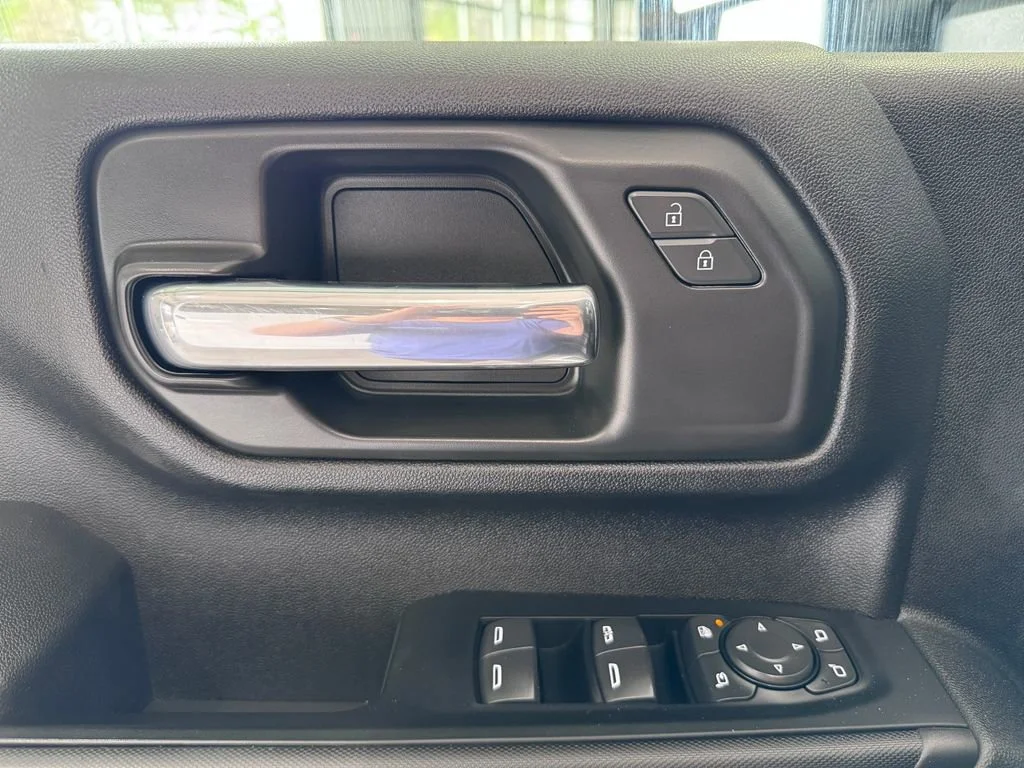2024 Chevrolet Silverado 2500HD Custom - Photo 23