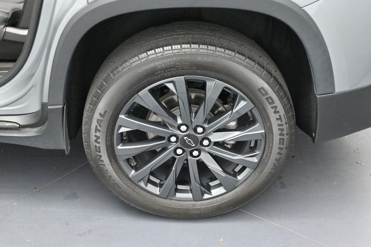 Used 2023 Sterling Gray Metallic Chevrolet RS image 30