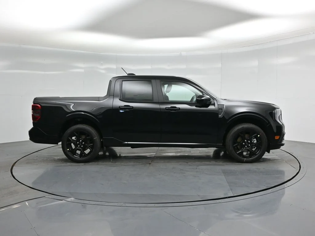 New 2026 Shadow Black Ford Lobo High image 25