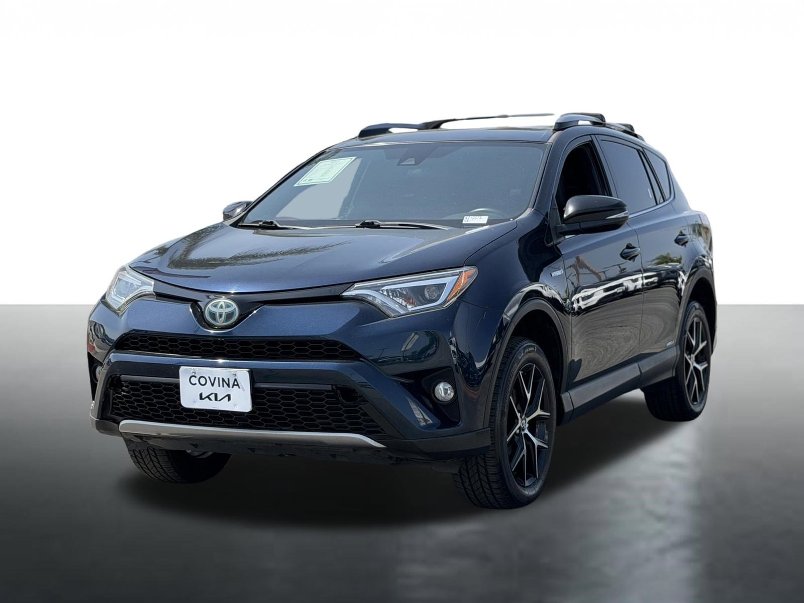 Used 2017 Aqua Toyota SE image 4
