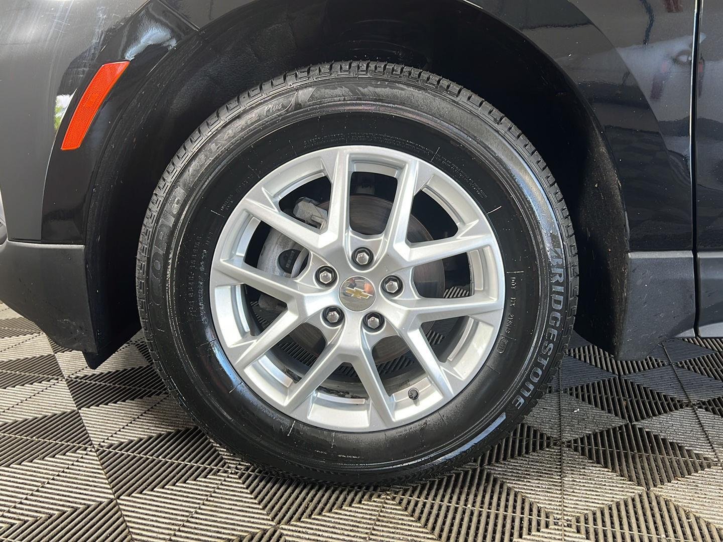 Used 2024 Black Metallic Chevrolet LT image 31