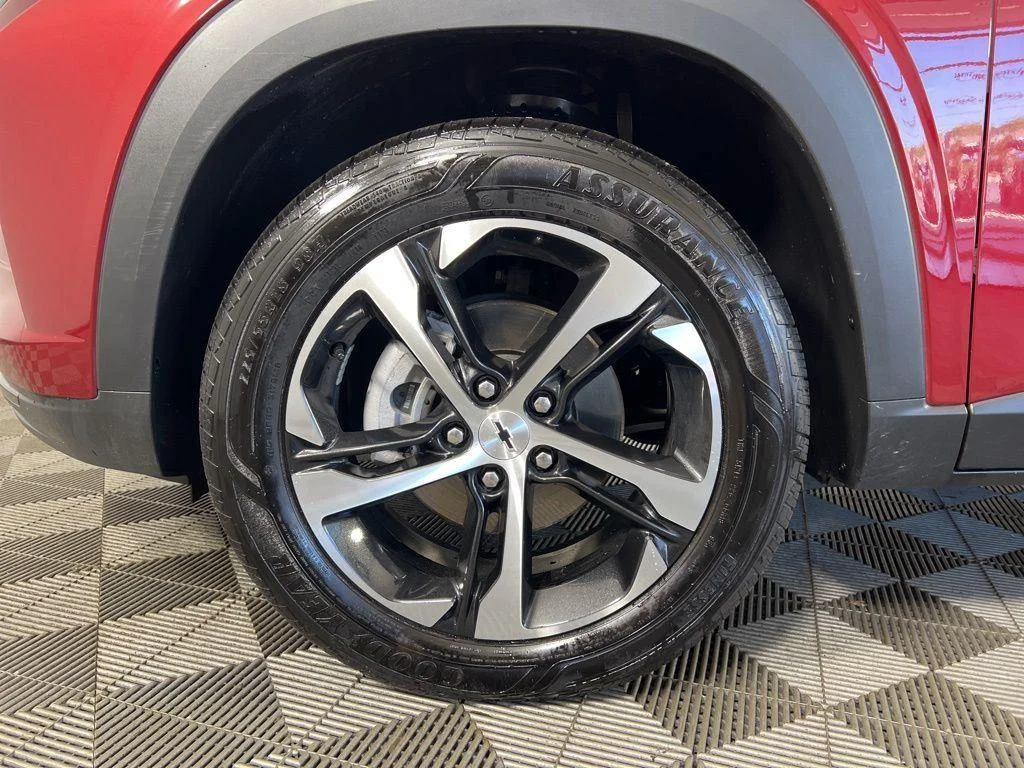 Used 2024 Crimson Chevrolet 1RS image 29