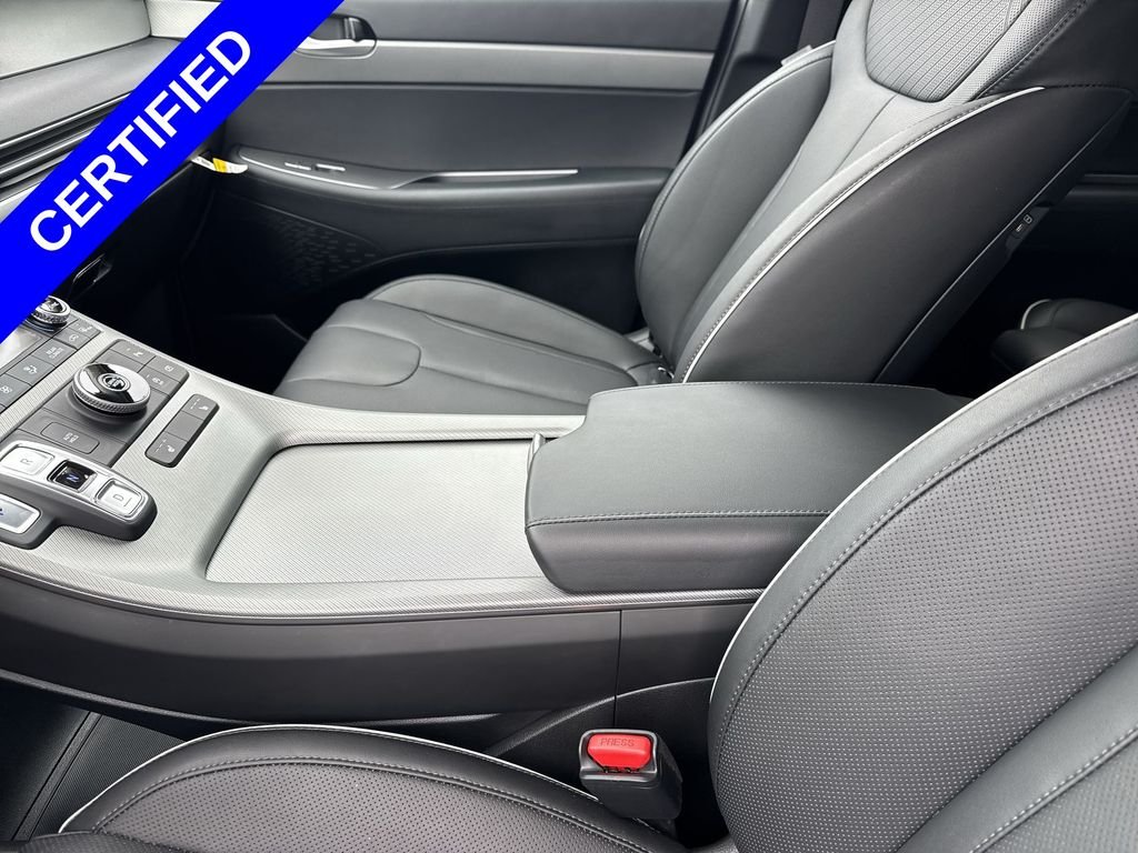 Certified Used 2025 Graphite Hyundai XRT image 24