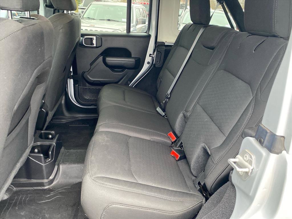 Used 2022 Silver Zynith Clearcoat Jeep Unlimited Sport S image 23