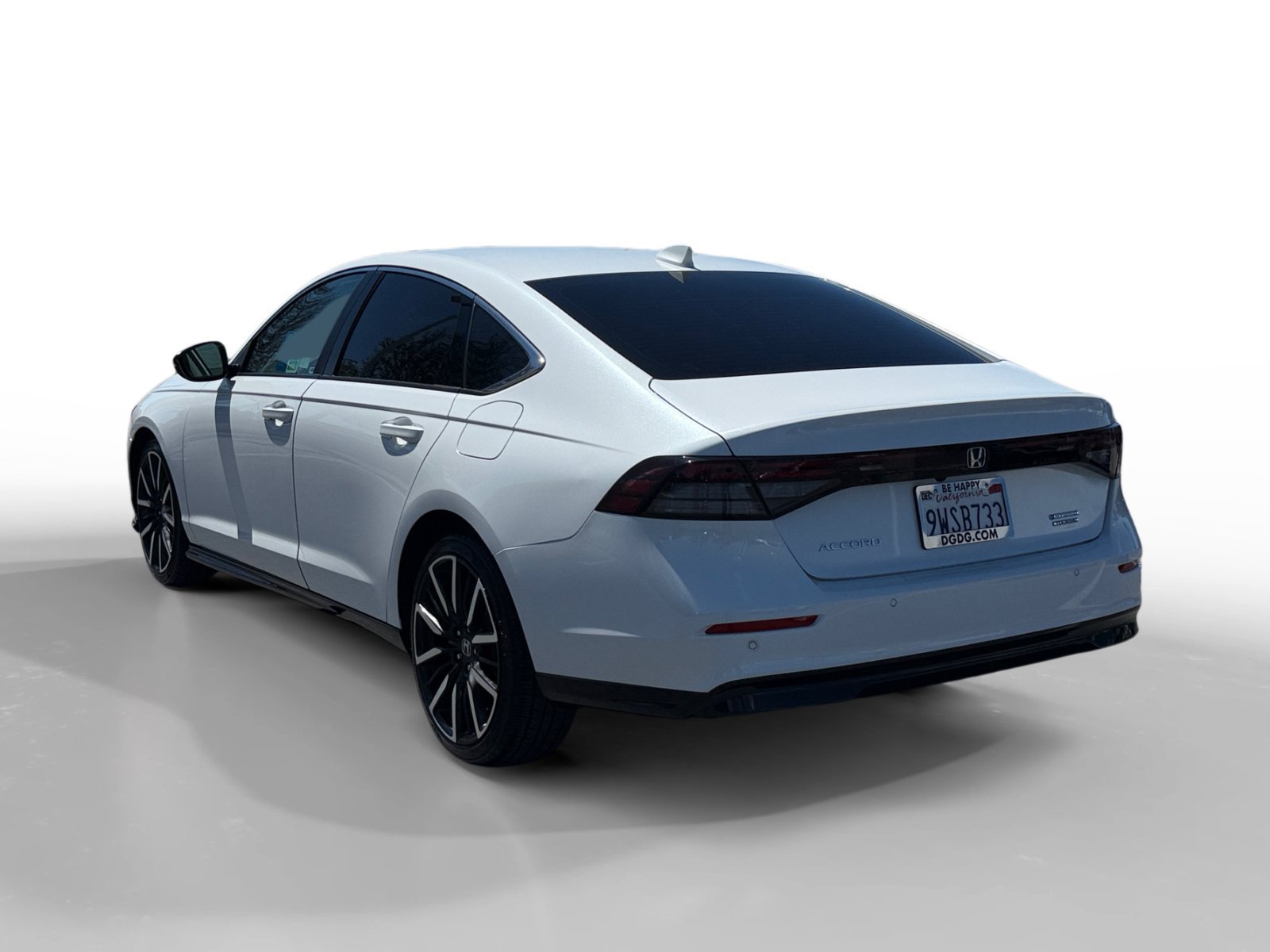 Used 2025 White Honda Touring image 3