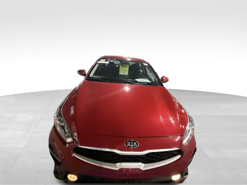 Used 2021 Red Kia LXS image 10