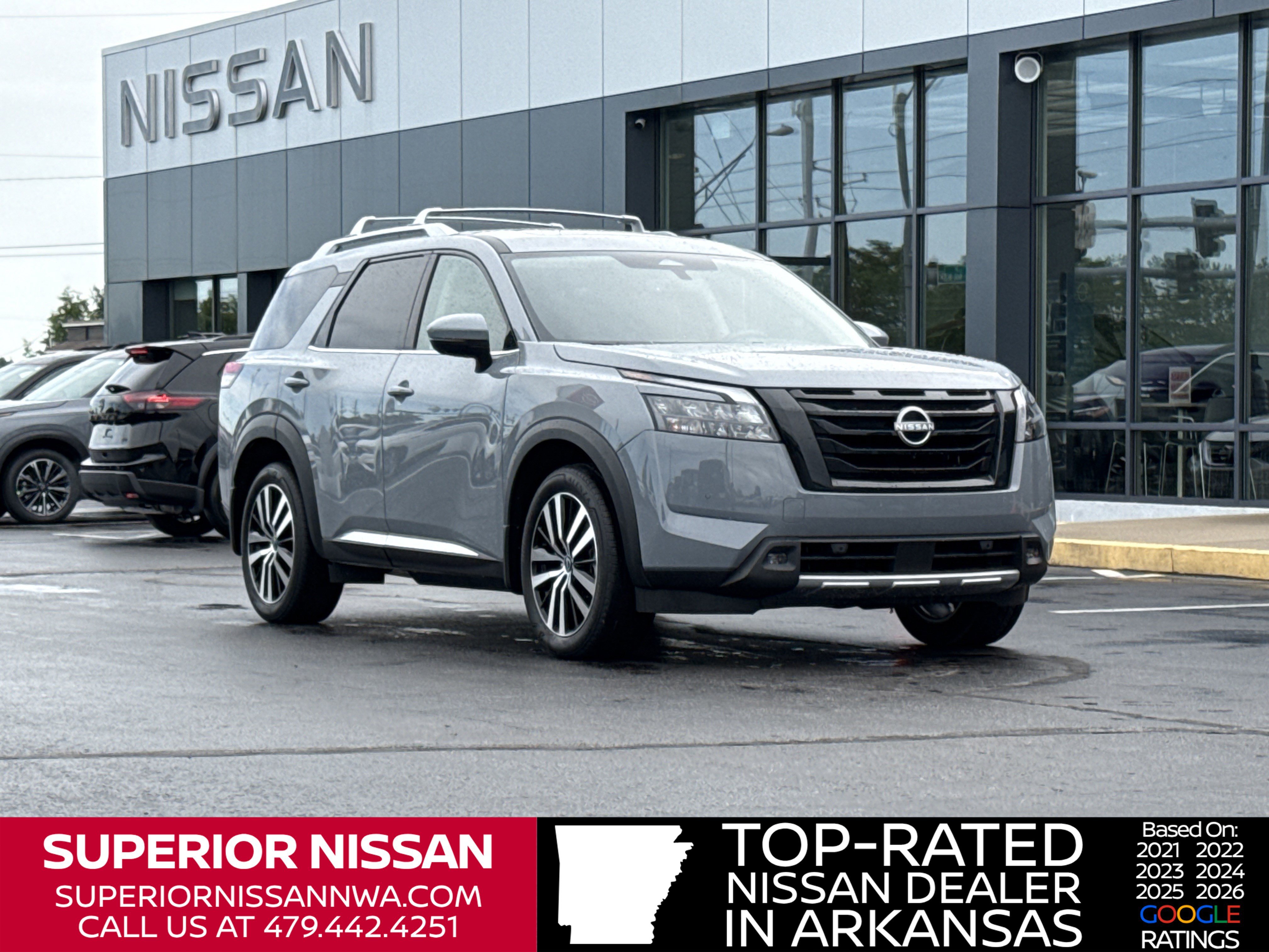 2025 Nissan Pathfinder Platinum 4WD's photo