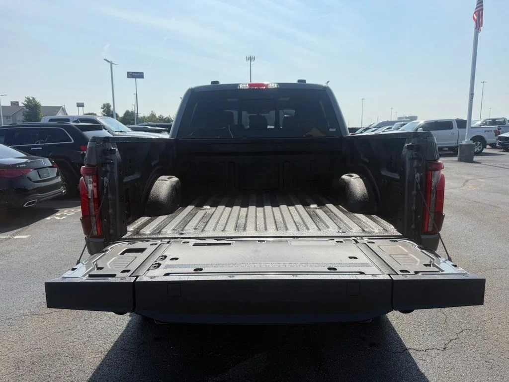 New 2026 Carbonized Gray Metallic Ford Tremor® image 56