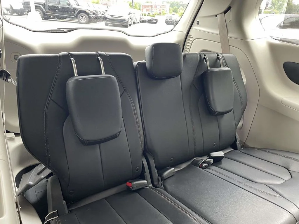 Certified Used 2017 Red Chrysler Touring L image 18