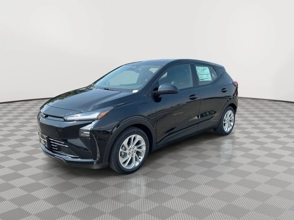 New 2027 Mosaic Black Metallic Chevrolet LT image 4