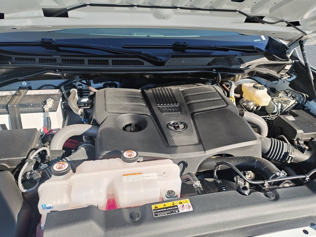 Used 2026 White Toyota SR image 25
