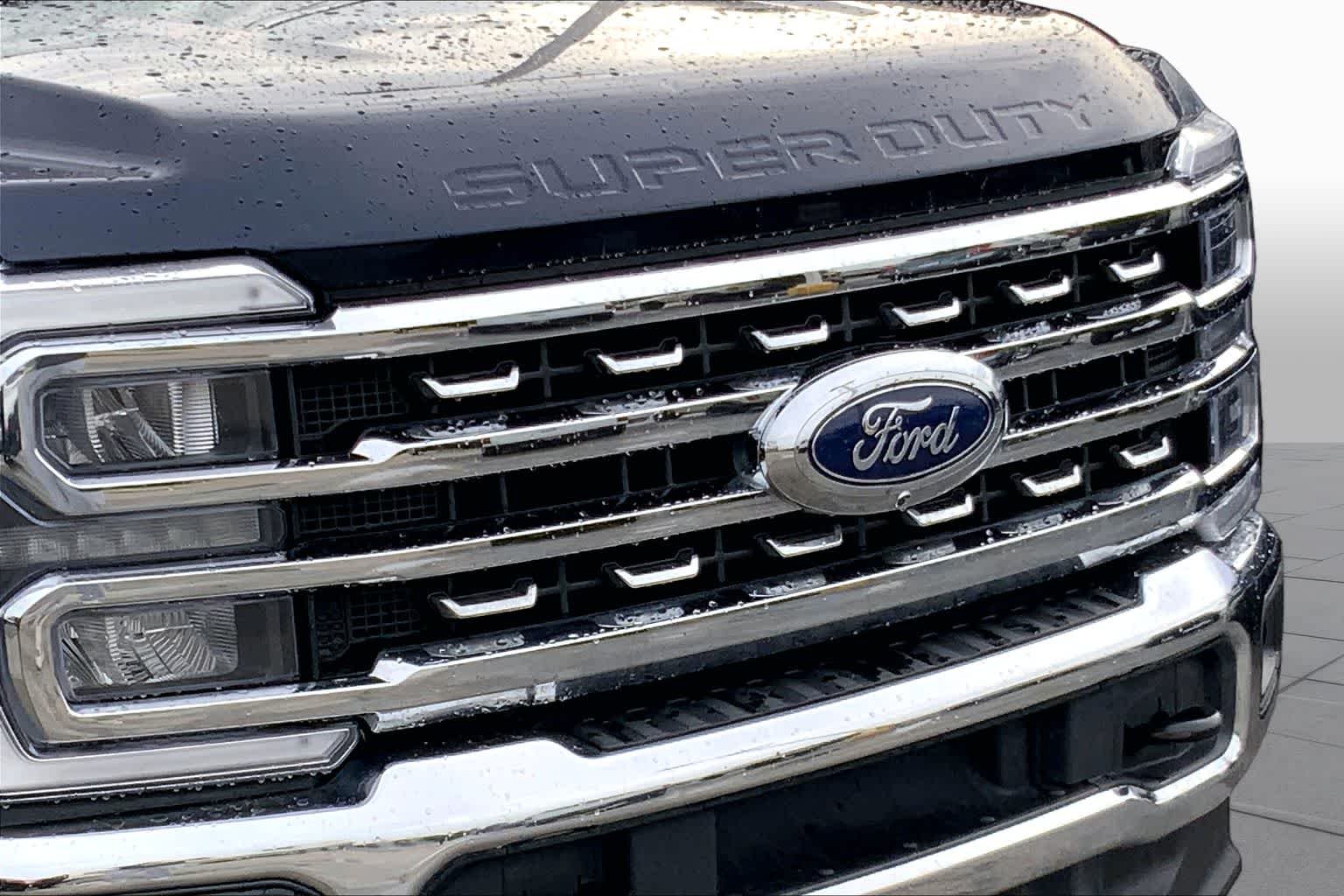 Used 2023 Antimatter Blue Metallic Ford LARIAT image 23