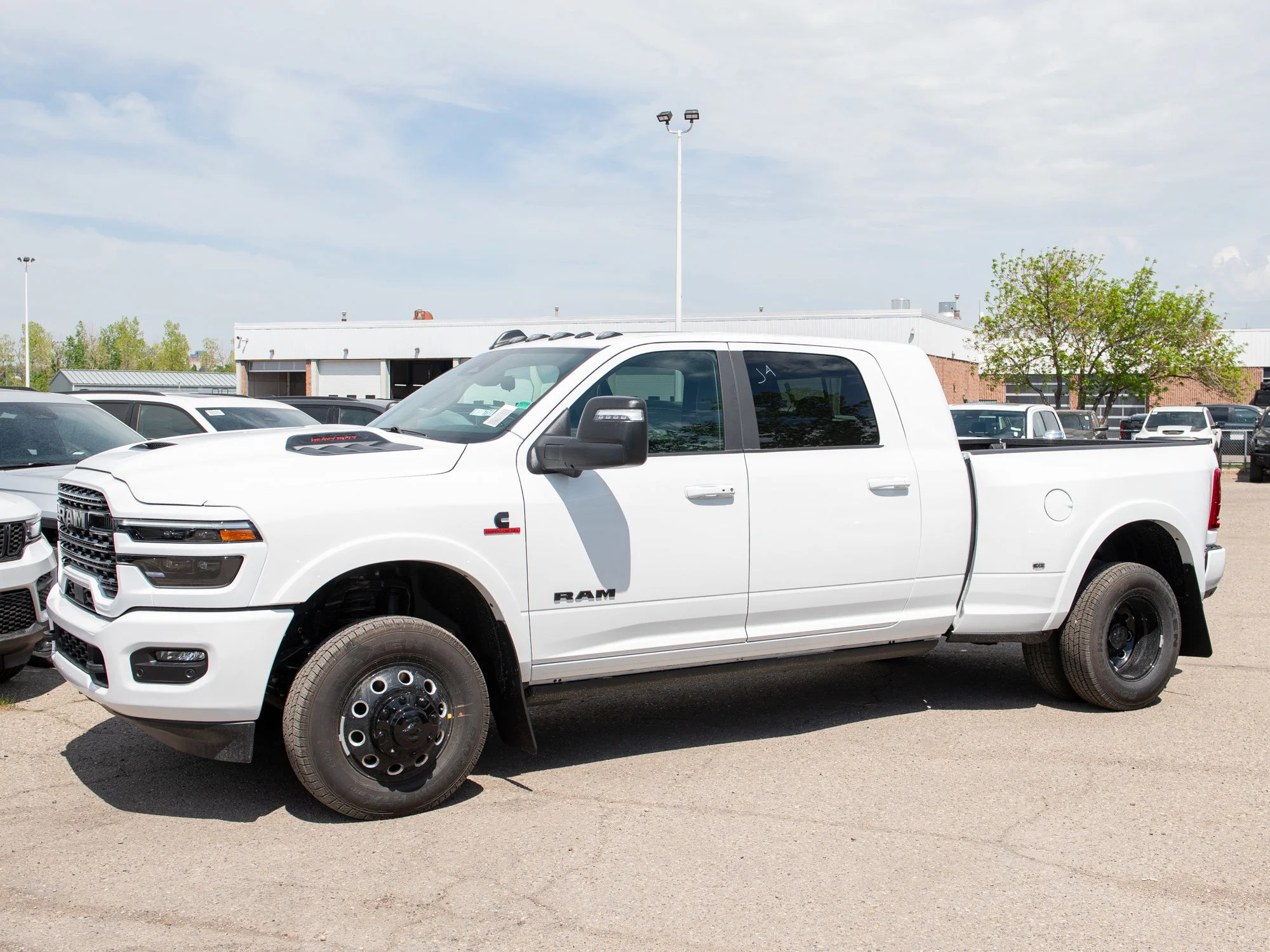 New 2026 White RAM Limited* image 2