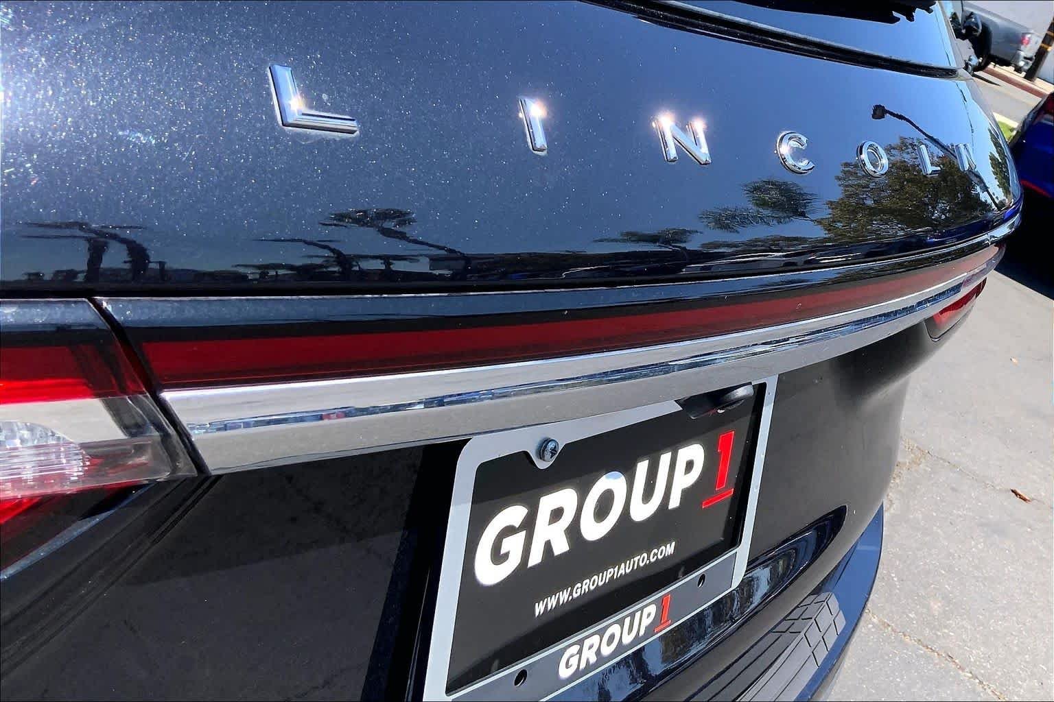 Used 2024 Infinite Black Metallic Clearcoat Lincoln Reserve image 29