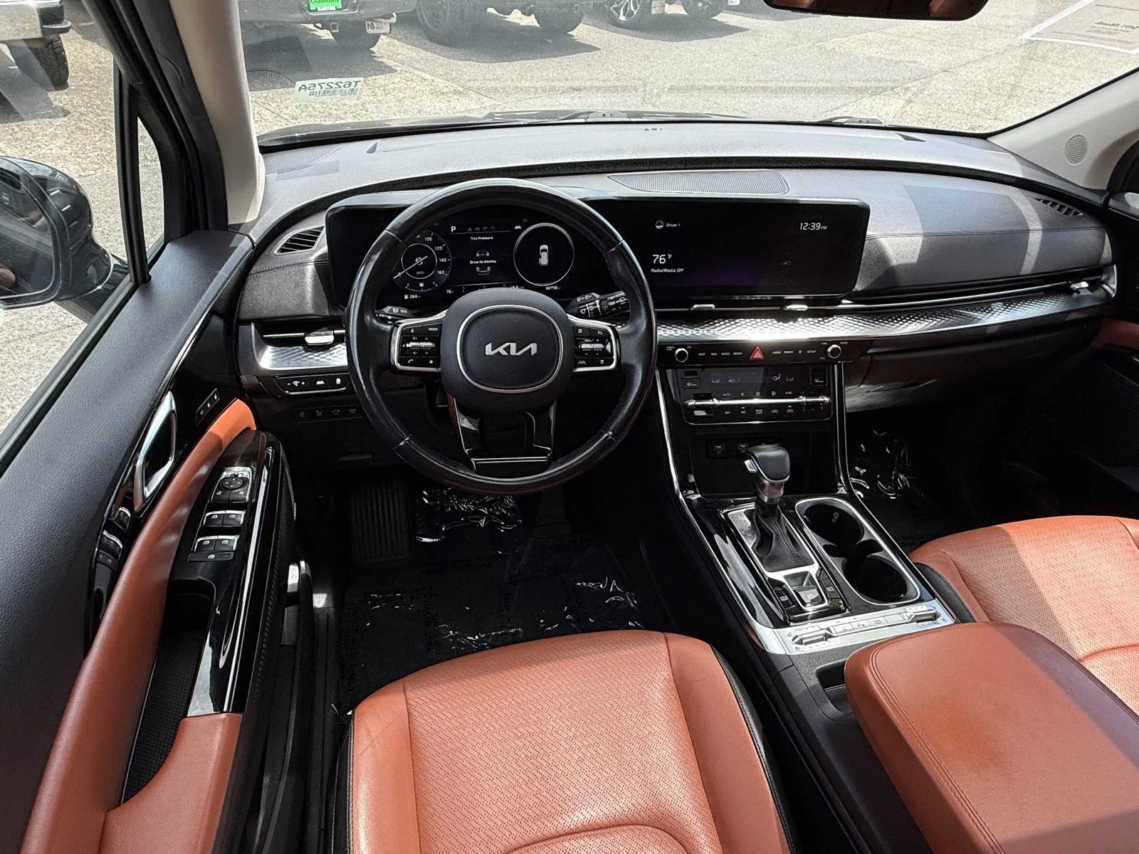 Used 2022 Aurora Black Kia SX Prestige image 20