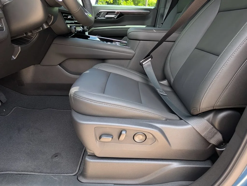 New 2026 Lakeshore Blue Metallic Chevrolet LT image 10