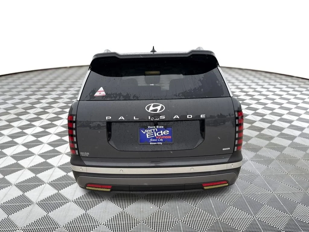 New 2026 Gray Hyundai SEL Premium image 4
